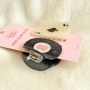 Viral 8 ball cards Frasier Sterling Hair Claw Clips Set Frasier Sterling Horsebit Hair Claw Clips, Set of 2 | The Summit main image 3